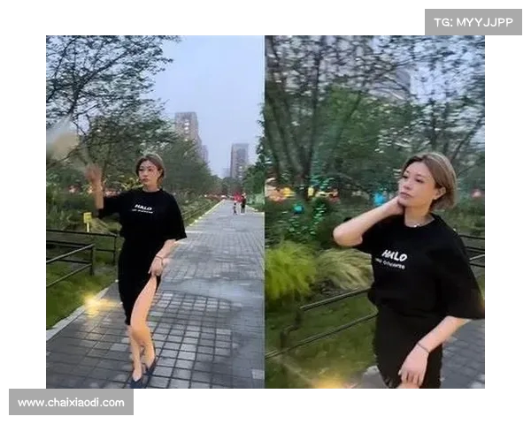 汪峰女儿小苹果颜值爆表，韩国街头露脐装尽显逆天身材，网友惊叹