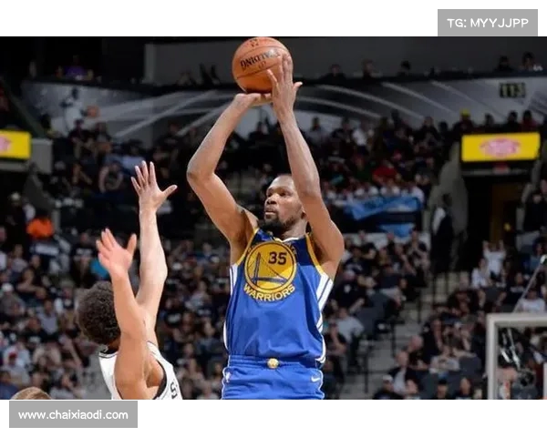 库里三分绝杀,勇士在最后时刻获胜 库里三分绝杀,勇士在最后时刻获胜