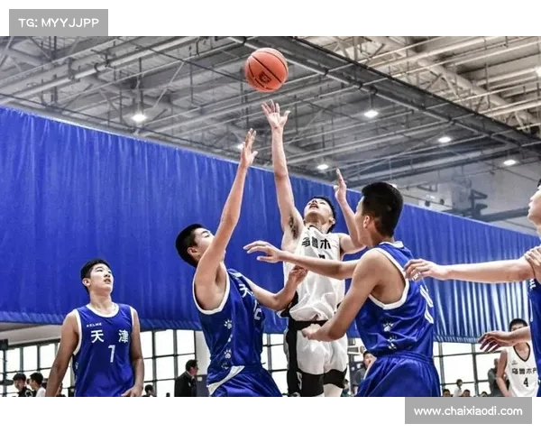 中国U篮半场篮板抢占主动，篮板展现优势实力(中国篮协官网u15比赛)